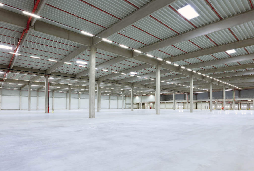 Inside of empty warehouse in Zevenaar.