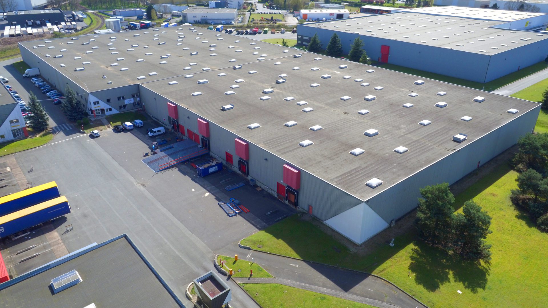 Aerial view of warehouse in Orleans Logistics Park 1, Ormes.